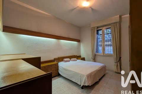 4 bedrooms apartment for sale in Barcelona, Catalonia, Spain № 4730 - photo 10