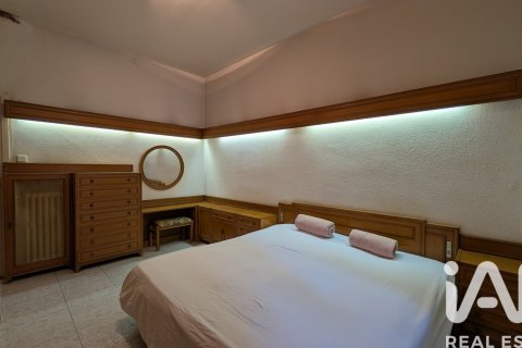 4 bedrooms apartment for sale in Barcelona, Catalonia, Spain № 4730 - photo 9