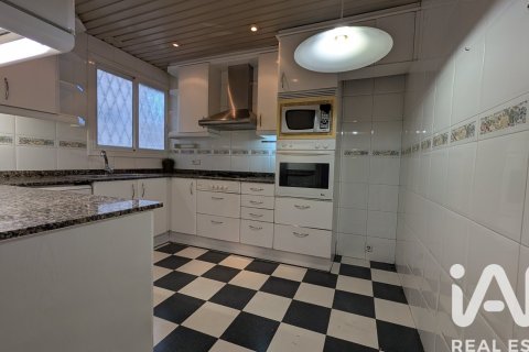 4 bedrooms apartment for sale in Barcelona, Catalonia, Spain № 4730 - photo 16