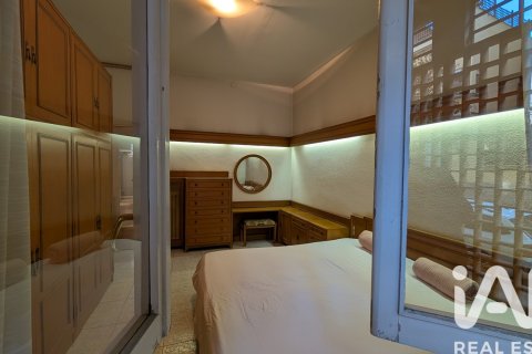 4 bedrooms apartment for sale in Barcelona, Catalonia, Spain № 4730 - photo 8