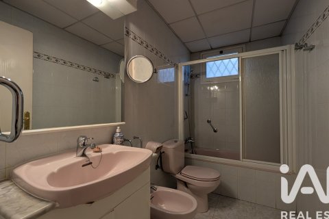 4 bedrooms apartment for sale in Barcelona, Catalonia, Spain № 4730 - photo 20