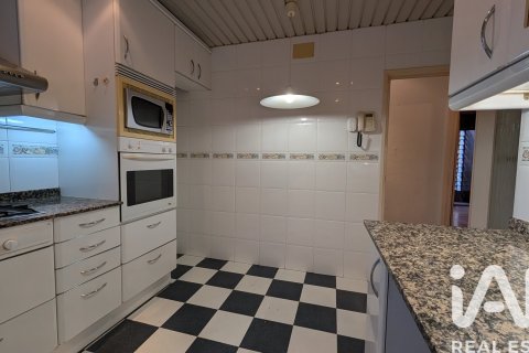 4 bedrooms apartment for sale in Barcelona, Catalonia, Spain № 4730 - photo 17