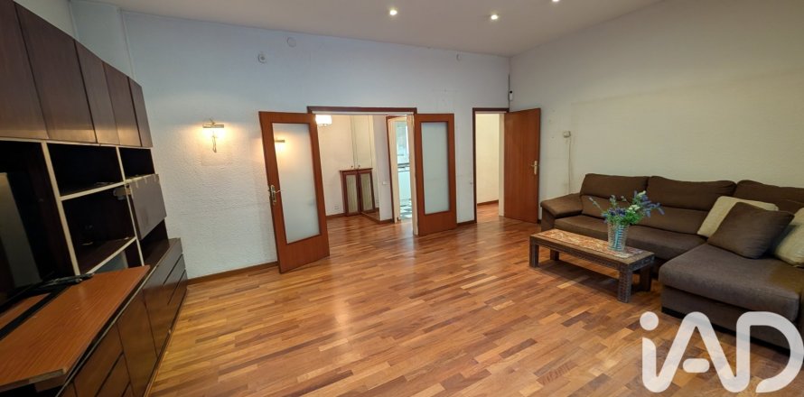 4 bedrooms apartment for sale in Barcelona, Catalonia, Spain № 4730