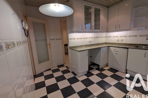 4 bedrooms apartment for sale in Barcelona, Catalonia, Spain № 4730 - photo 19