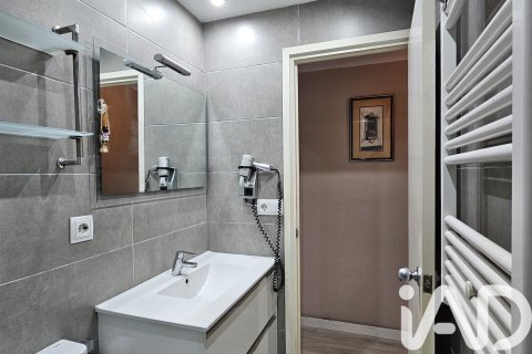 4 bedrooms apartment for sale in Barcelona, Catalonia, Spain № 4732 - photo 27