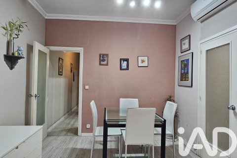 4 bedrooms apartment for sale in Barcelona, Catalonia, Spain № 4732 - photo 17