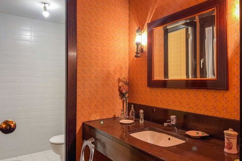 6 bedrooms house for sale in Sant Andreu de Llavaneres, Barcelona, Catalonia, Spain № 7631 - photo 26