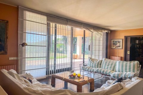 6 bedrooms house for sale in Sant Andreu de Llavaneres, Barcelona, Catalonia, Spain № 7631 - photo 12