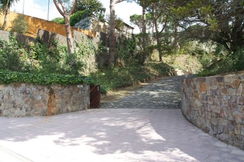 6 bedrooms house for sale in Sant Andreu de Llavaneres, Barcelona, Catalonia, Spain № 7631 - photo 4