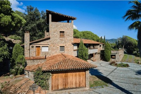 6 bedrooms house for sale in Barcelona, Catalonia, Spain № 7633 - photo 6