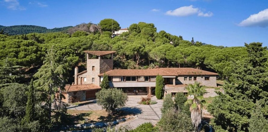6 bedrooms house for sale in Barcelona, Catalonia, Spain № 7633