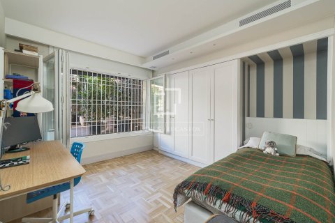 4 chambres apartment à vendre à Barcelona, Catalonia, Spain № 4093 - photo 23