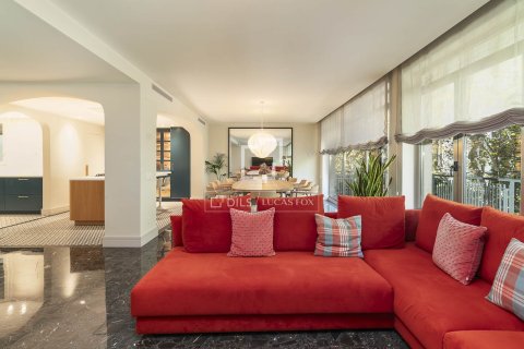 4 chambres apartment à vendre à Barcelona, Catalonia, Spain № 4093 - photo 6