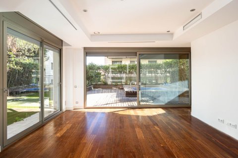 4 chambres apartment à vendre à Barcelona, Catalonia, Spain № 4091