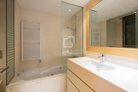 4 chambres apartment à vendre à Barcelona, Catalonia, Spain № 4091 - photo 16