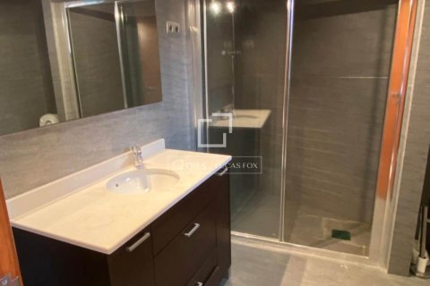 Apartamento de 3 dormitorios en venta en Barcelona, Cataluña, Spain № 4095 - foto 18
