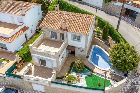 Купить виллу в Льорет-де-Мар, Испания с 4 спальни, 128м², № 1100 - фото 7