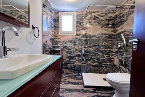 Villa de 4 dormitorios en alquiler en Gavà, Barcelona, Cataluña, Spain № 1101 - foto 15