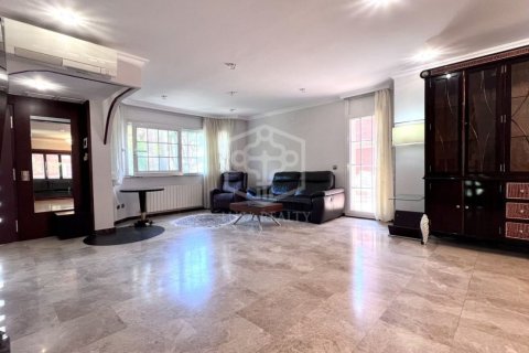 Villa de 4 dormitorios en alquiler en Gavà, Barcelona, Cataluña, Spain № 1101 - foto 9