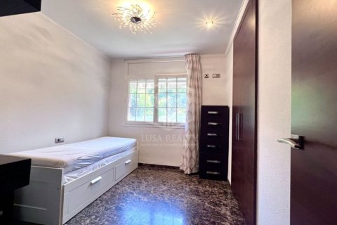 Villa de 4 dormitorios en alquiler en Gavà, Barcelona, Cataluña, Spain № 1101 - foto 21