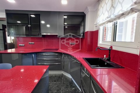 Villa de 4 dormitorios en alquiler en Gavà, Barcelona, Cataluña, Spain № 1101 - foto 7