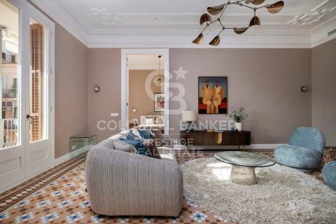 4 bedrooms apartment for sale in Barcelona, Catalonia, Spain № 5452 - photo 8