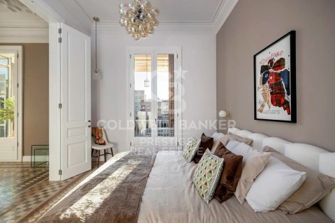 4 bedrooms apartment for sale in Barcelona, Catalonia, Spain № 5452 - photo 18