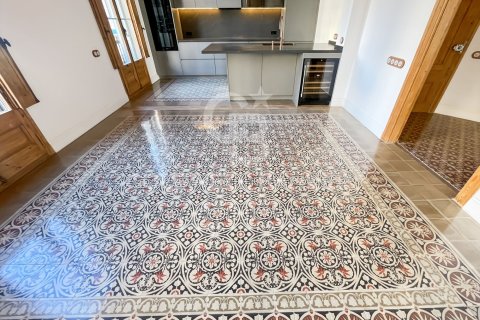 3 bedrooms apartment for sale in Barcelona, Catalonia, Spain № 5728 - photo 6