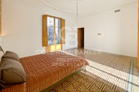3 bedrooms apartment for sale in Barcelona, Catalonia, Spain № 5728 - photo 10