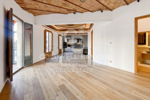 3 bedrooms apartment for sale in Barcelona, Catalonia, Spain № 5728 - photo 8