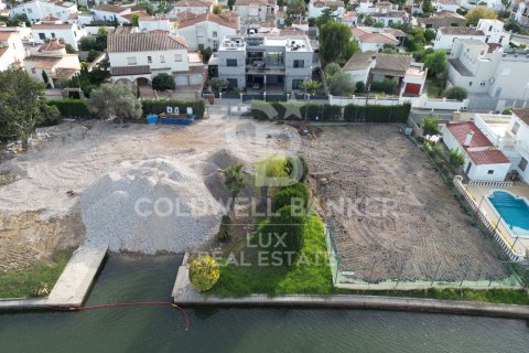 Купить земельный участок в Эмпуриабрава, Испания 500м², № 5729 - фото 4