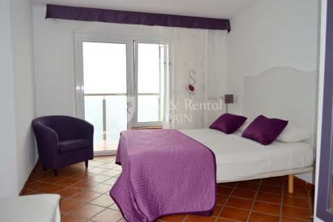 5 bedrooms house for sale in Lloret de Mar, Girona, Catalonia, Spain № 6726 - photo 12