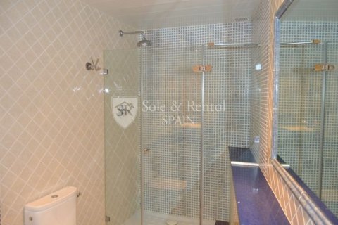 5 bedrooms house for sale in Lloret de Mar, Girona, Catalonia, Spain № 6726 - photo 26