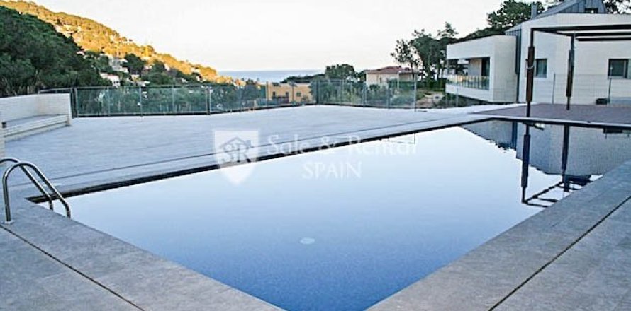 4 bedrooms house for sale in Blanes, Girona, Catalonia, Spain № 6727