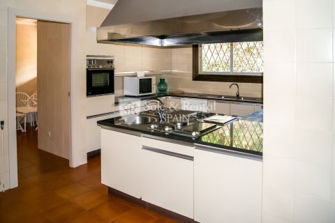 6 bedrooms house for sale in Sant Andreu de Llavaneres, Barcelona, Catalonia, Spain № 6730 - photo 9