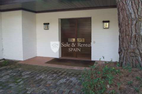 6 bedrooms house for sale in Sant Andreu de Llavaneres, Barcelona, Catalonia, Spain № 6730 - photo 4