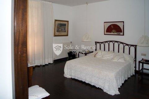 6 bedrooms house for sale in Sant Andreu de Llavaneres, Barcelona, Catalonia, Spain № 6730 - photo 11