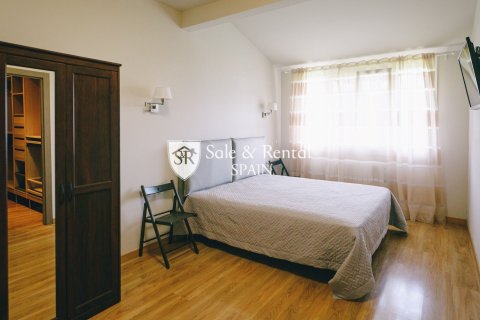 3 bedrooms house for sale in Lloret de Mar, Girona, Catalonia, Spain № 6729 - photo 11