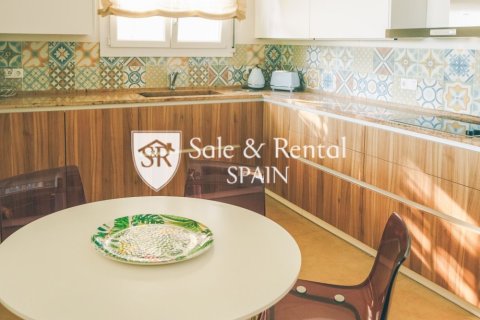 3 bedrooms house for sale in Lloret de Mar, Girona, Catalonia, Spain № 6729 - photo 10