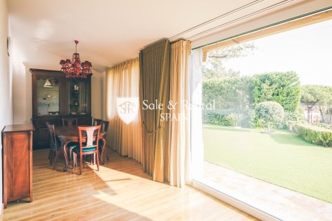 3 bedrooms house for sale in Lloret de Mar, Girona, Catalonia, Spain № 6729 - photo 6
