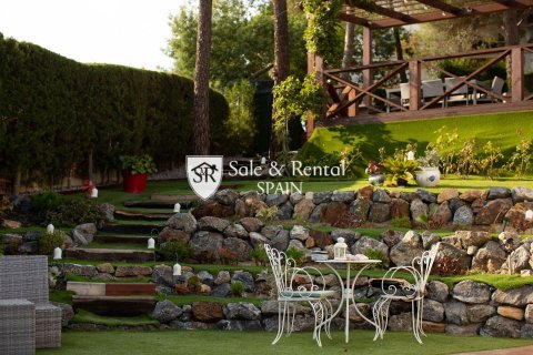 3 bedrooms house for sale in Lloret de Mar, Girona, Catalonia, Spain № 6729 - photo 19