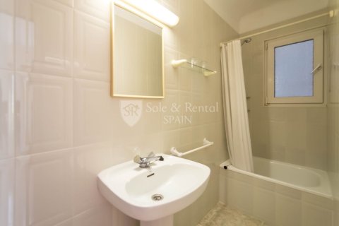 9 bedrooms apartment for sale in Tossa de Mar, Girona, Catalonia, Spain № 6732 - photo 21