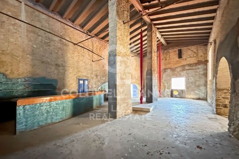 1352 sq.m. house for sale in L'Escala, Girona, Catalonia, Spain № 5579 - photo 10