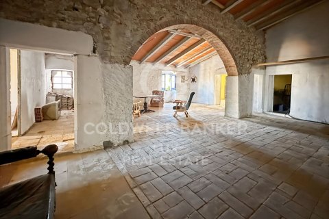 1352 sq.m. house for sale in L'Escala, Girona, Catalonia, Spain № 5579 - photo 11