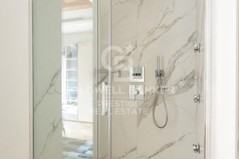 Купить квартиру в Барселона, Испания с 3 спальни, 183м², № 5576 - фото 17