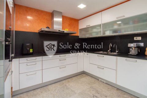 7 bedrooms house for sale in Blanes, Girona, Catalonia, Spain № 6736 - photo 14