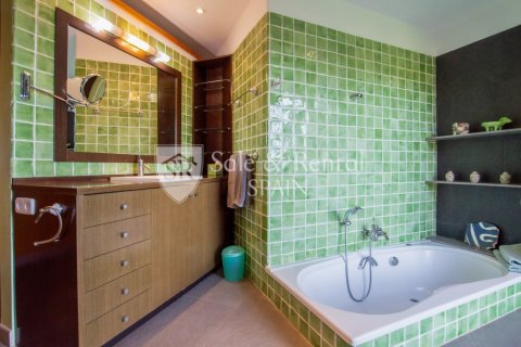 5 bedrooms house for sale in Tossa de Mar, Girona, Catalonia, Spain № 6735 - photo 25