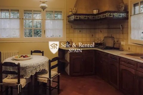 6 bedrooms house for sale in Lloret de Mar, Girona, Catalonia, Spain № 6739 - photo 14