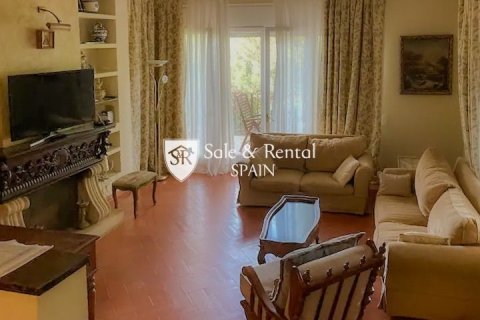 6 bedrooms house for sale in Lloret de Mar, Girona, Catalonia, Spain № 6739 - photo 3