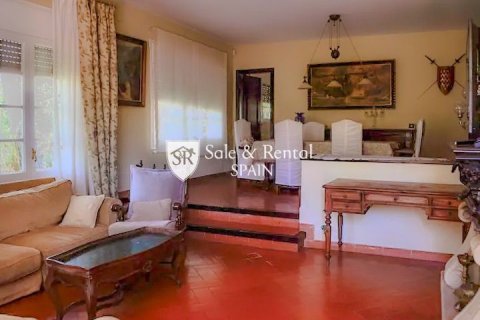 6 bedrooms house for sale in Lloret de Mar, Girona, Catalonia, Spain № 6739